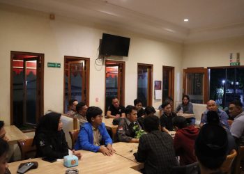 Kapolres Kendal Ngopi Bareng BEM dan OKP, Bahas Keamanan hingga Isu Lokal