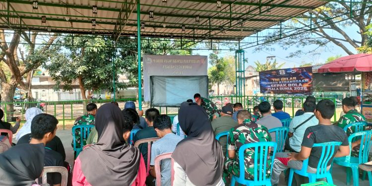 Piala Dunia Jadi Magnet Kebersamaan, TNI dan Warga Sragen Larut dalam Semangat Persaudaraan