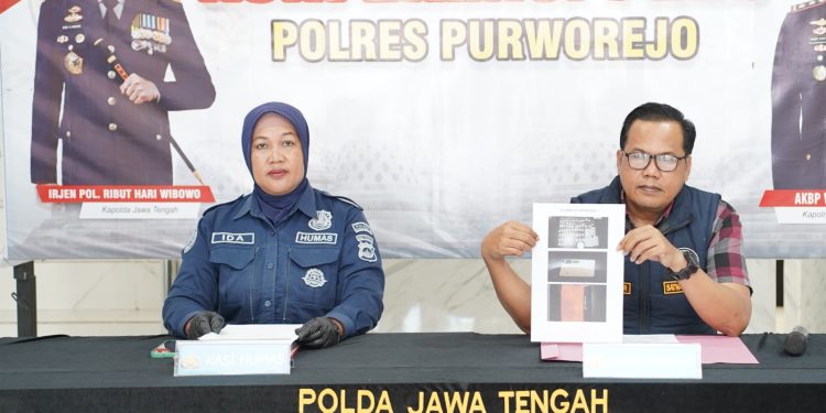 Polres Purworejo Bongkar Peredaran Sediaan Farmasi Ilegal, Ratusan Butir Pil Trelapor dan Tramadol Disita dari Tangan Pelaku