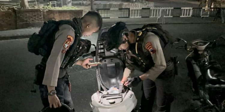 Tim Sparta Polresta Surakarta Amankan 7 Muda-Mudi Diduga Pesta Miras di Taman ISI