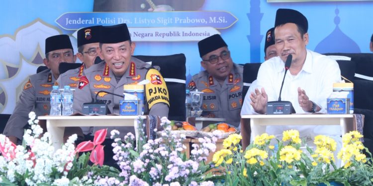 Kapolri Gelar Ngaji Kebangsaan Bersama Gus Baha, Perkuat Sinergi untuk Melindungi dan Melayani Masyarakat