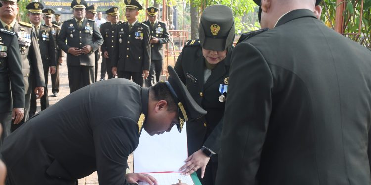 Kasdam IV/Diponegoro Pimpin Ziarah Nasional di TMP Giri Tunggal