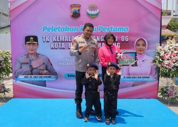 Kapolda Jateng Letakkan Batu Pertama Pembangunan TK Kemala Bhayangkari 06 Kota Besar Semarang
