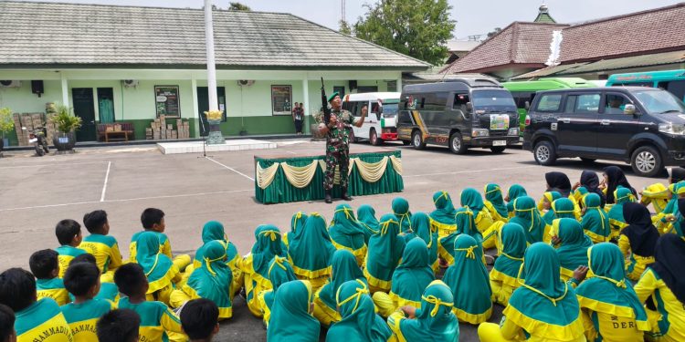 Belajar Jadi Tentara Sambil Bermain, 145 Siswa Muhamadiyah Drasan Serbu Makodim 0724/Boyolali