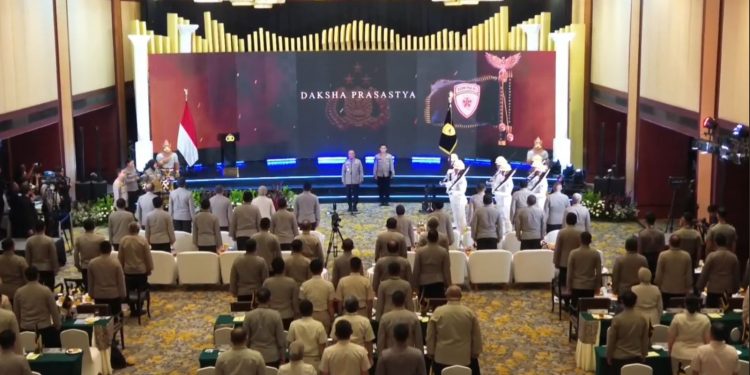 Kukuhkan Pataka Daksha Prasastya, Komitmen SSDM Polri Cetak SDM Unggul Wujudkan Indonesia Emas 2045