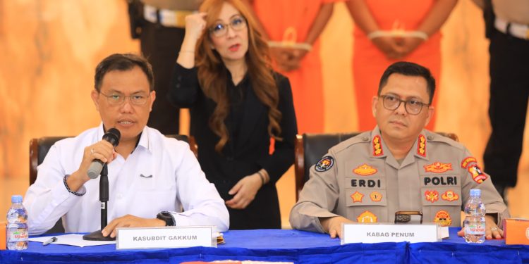Polri Ungkap Kasus Perdagangan Ilegal 100 Ribu Benih Bening Lobster