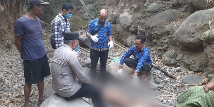 Hilang 1 Minggu, seorang kakek warga Tengaran ditemukan meninggal di sungai.