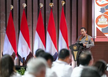 Kapolri Isi Materi Pemberantasan Korupsi di Retreat Kabinet Merah Putih