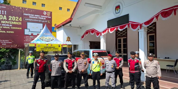 Polres Jepara Gelar Patroli Ke Gudang Logistik KPU hingga Kantor Penyelenggara Pilkada