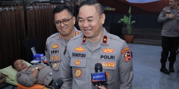 Hari Jadi Humas Polri Ke-73, Divhumas Polri Gelar Donor Darah Bersama Media