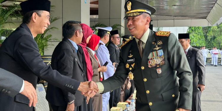 Pangdam IV/Diponegoro dan Forkopimda Jawa Tengah Peringati Hari Pahlawan Bersama