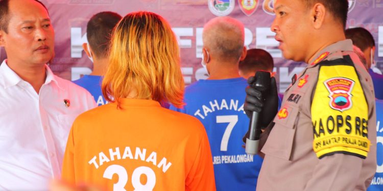 Jual Wanita 600 Ribu Di Medsos, Seorang Mucikari Ditangkap Polres Pekalongan