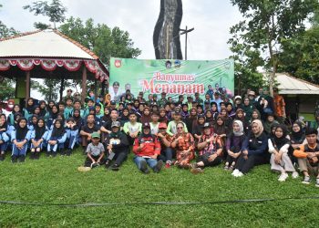 Menyatu Dengan Alam, Ajendam IV/Diponegoro Tanam Pohon Penghijauan dan Baksos Kepada Masyarakat