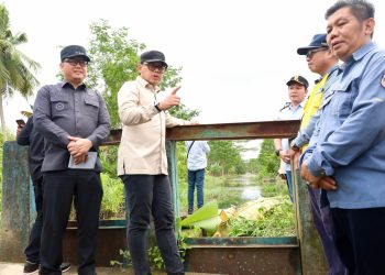 Tinjau Irigasi di Banyuasin, Wamendagri Bima Arya Tegaskan Pentingnya Perbaikan Irigasi untuk Tingkatkan Hasil Panen