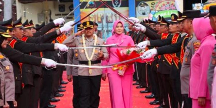 AKBP Ike Yulianto Wicaksono Resmi Jabat Kapolres Grobogan, Siap Tingkatkan Pelayanan kepada Masyarakat