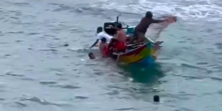 Musibah di Pantai Drini, Jogja: 13 Siswa SMPN 7 Mojokerto Terseret Arus