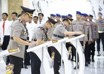Polda Jateng Gelar Sertijab 3 Kapolresta, Lengkapi Mutasi 18 Kapolres di Jateng