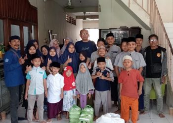 Jaringan Jurnalis Independen dan Donatur Salurkan Nasi Kotak ke Panti Asuhan dan Warga yang Membutuhkan