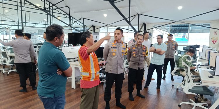 Kapolrestabes Semarang Tinjau Pelabuhan Tanjung Emas, Persiapkan Arus Balik Pemudik Lebaran
