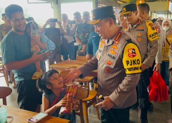 Tinjau Rest Area KM 456, Kapolri Instruksikan Jajaran Maksimal Beri Pelayanan dan Atur Lalin Arus Balik
