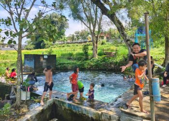 Sendang Kauman, Suruh, Semarang: Warisan Alam Tempat Renang Gratis Anak-anak Desa