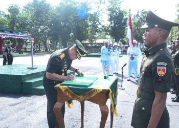 Pangdam IV/Diponegoro Lantik 805 Prajurit Dua Lulusan Dikmata Gelombang I TA 2025