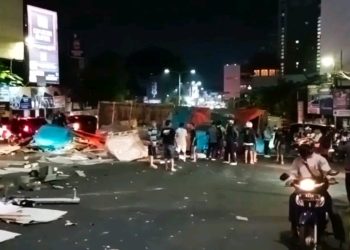 Truk Tronton Rem Blong Terguling di Jomblang Semarang, Satu Pemotor Tewas