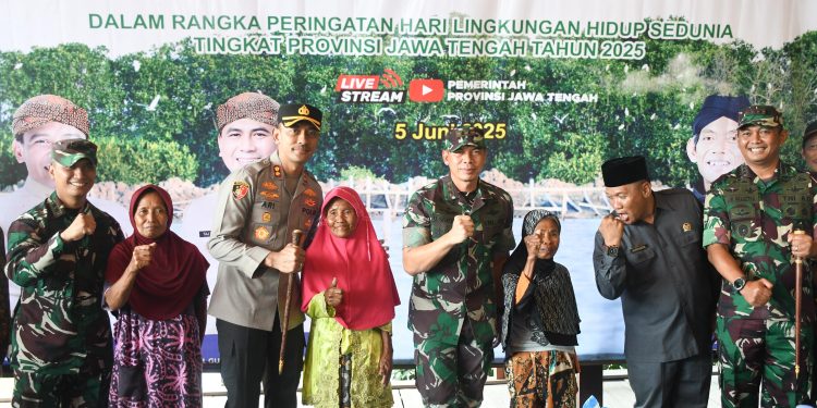 Pangdam IV/Diponegoro: Penanaman Mangrove Wujud Nyata Hadapi Krisis Abrasi