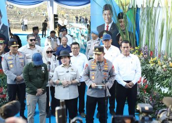 Kapolri Pimpin Penanaman Jagung Serentak di Grobogan, Targetkan 1 Juta Hektare untuk Swasembada Pangan 2025