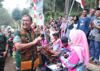 Air Mengalir, Asa pun Tumbuh: Kasad Resmikan Fasilitas Pengairan untuk Petani Brebes