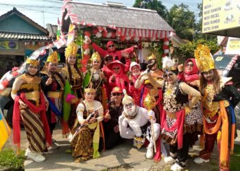 DPD BRINUS Cilacap Ikuti Karnaval Mobil Hias HUT ke-80 RI