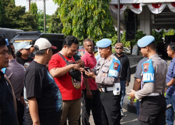Bidropam Polda Jateng Periksa Personel, Pastikan Pengamanan Unjuk Rasa Berjalan Humanis