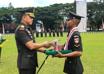 Upacara Penutupan Dikmaba Infanteri TA 2025, Pangdam IV/Diponegorolantik Prajurit Sersan Dua