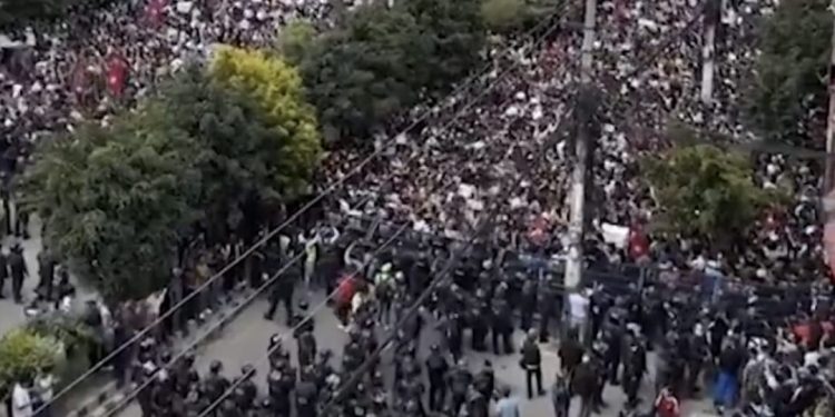 Demo Nepal Memuncak, PM Oli Mundur, Militer Ambil Alih Keamanan