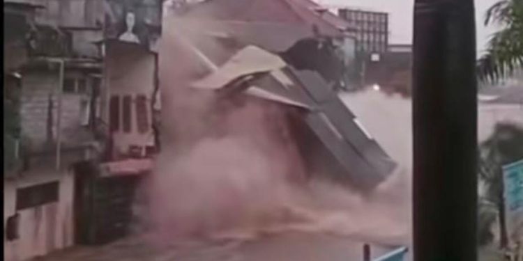 Banjir Bandang Terjang Bali, 8 Warga Tewas dan Ratusan Mengungsi