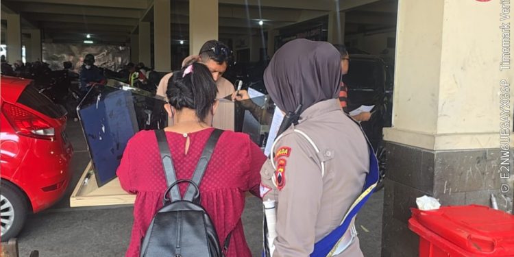 Pelayanan Cepat & Ramah, Samsat Semarang 2 Jadi Pilihan Warga untuk Bayar Pajak