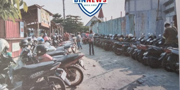 Ormas di Semarang Desak Penertiban Parkir Liar di Jalan Inspeksi Semarang Indah
