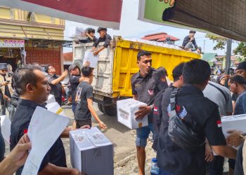 Harapan dalam Setiap Paket – 4000 Sembako Tiba di Sumut & Aceh, Bantu Masyarakat yang Masih Terjebak Banjir