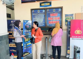 Duta Pelayanan Ditlantas Polda Jateng Perkuat Ketertiban Layanan STNK di Samsat Semarang 2