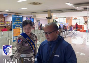 Langkah Nyata Ditlantas Polda Jateng, Duta Pelayanan Permudah Pengesahan dan Perpanjangan STNK di Samsat Semarang 2