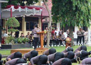 Puluhan Personel Polres Kendal Naik Pangkat, Kapolres Tekankan Profesionalisme