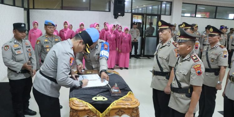 Rotasi Strategis Polres Jepara, Kapolres Pimpin Sertijab Sejumlah Kapolsek