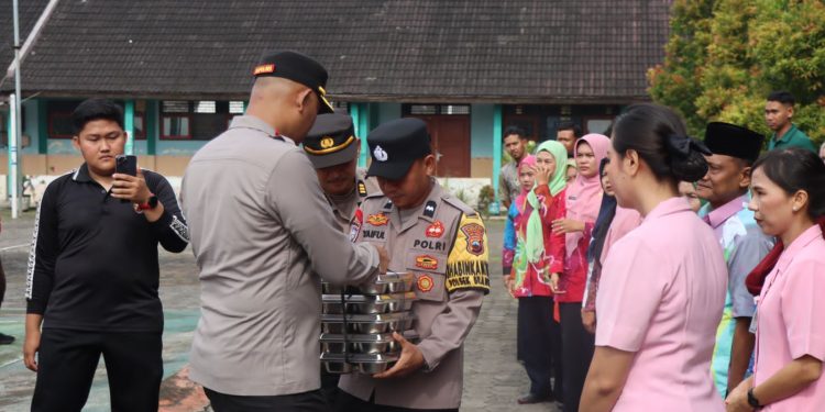 Kapolres Kendal Cek Produksi dan Distribusi MBG di Brangsong, Pastikan Aman dan Tepat Sasaran