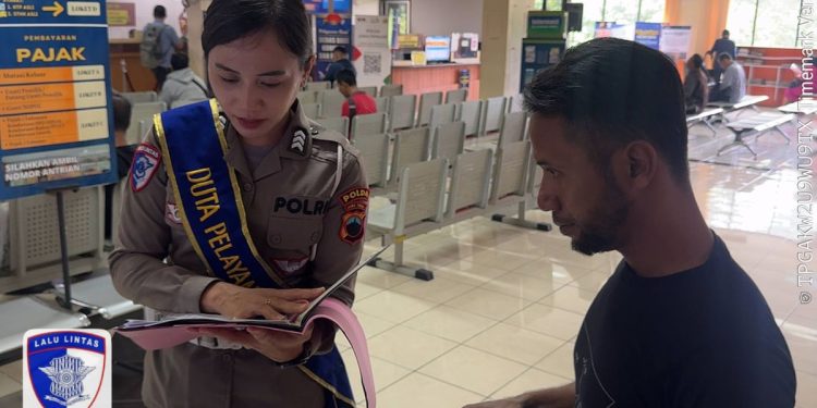 Wajib Pajak Makin Terbantu, Duta Pelayanan Jadi Andalan di Samsat Semarang 2