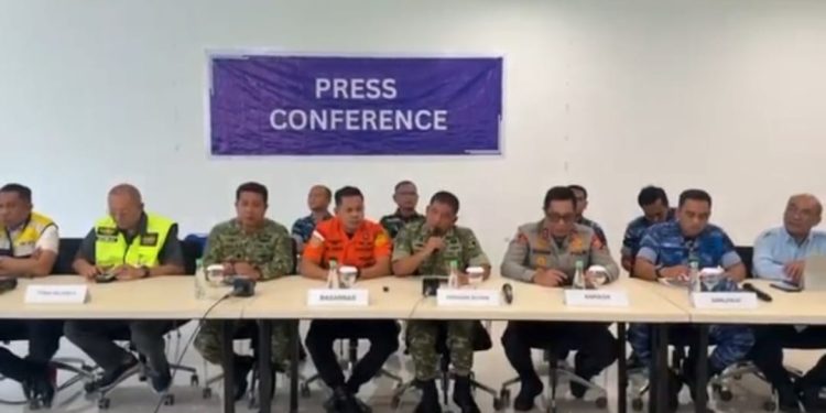 Tak Sampai 24 Jam, Tim SAR Gabungan Temukan Lokasi Jatuhnya Pesawat ATR 42-500 di Pangkep