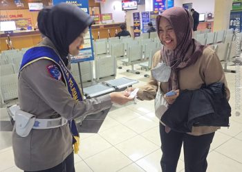 Duta Pelayanan Samsat Semarang 2 Beri Arahan Proses Perpanjangan dan Pengesahan STNK