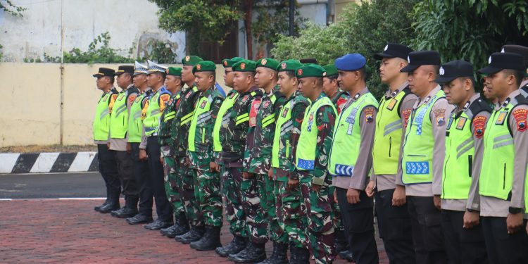 Danramil Comal Hadiri Apel Gelar Pasukan Operasi Keselamatan Candi 2026 Polres Pemalang