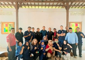 DPW PWDPI Jawa Tengah Silaturahmi ke Rumah Penasehat, Hendrar Prihadi Tekankan Peran Strategis Wartawan