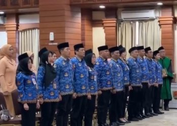 Wali Kota Semarang Melantik 12 Pejabat Pimpinan Tinggi Pratama Berbasis Meritokrasi
