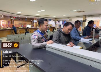Duta Pelayanan Jadi Garda Terdepan, Urus STNK di Samsat Semarang 2 Kini Lebih Cepat dan Mudah